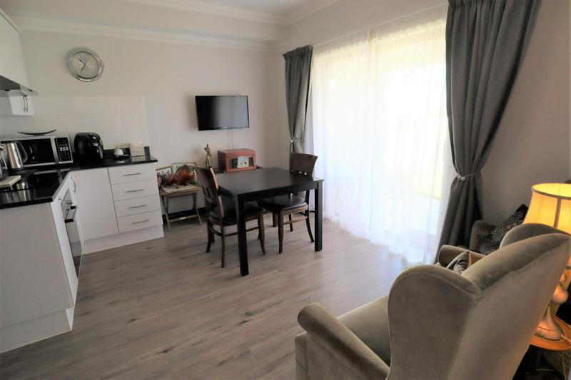 1 Bedroom Property for Sale in Buhrein Western Cape